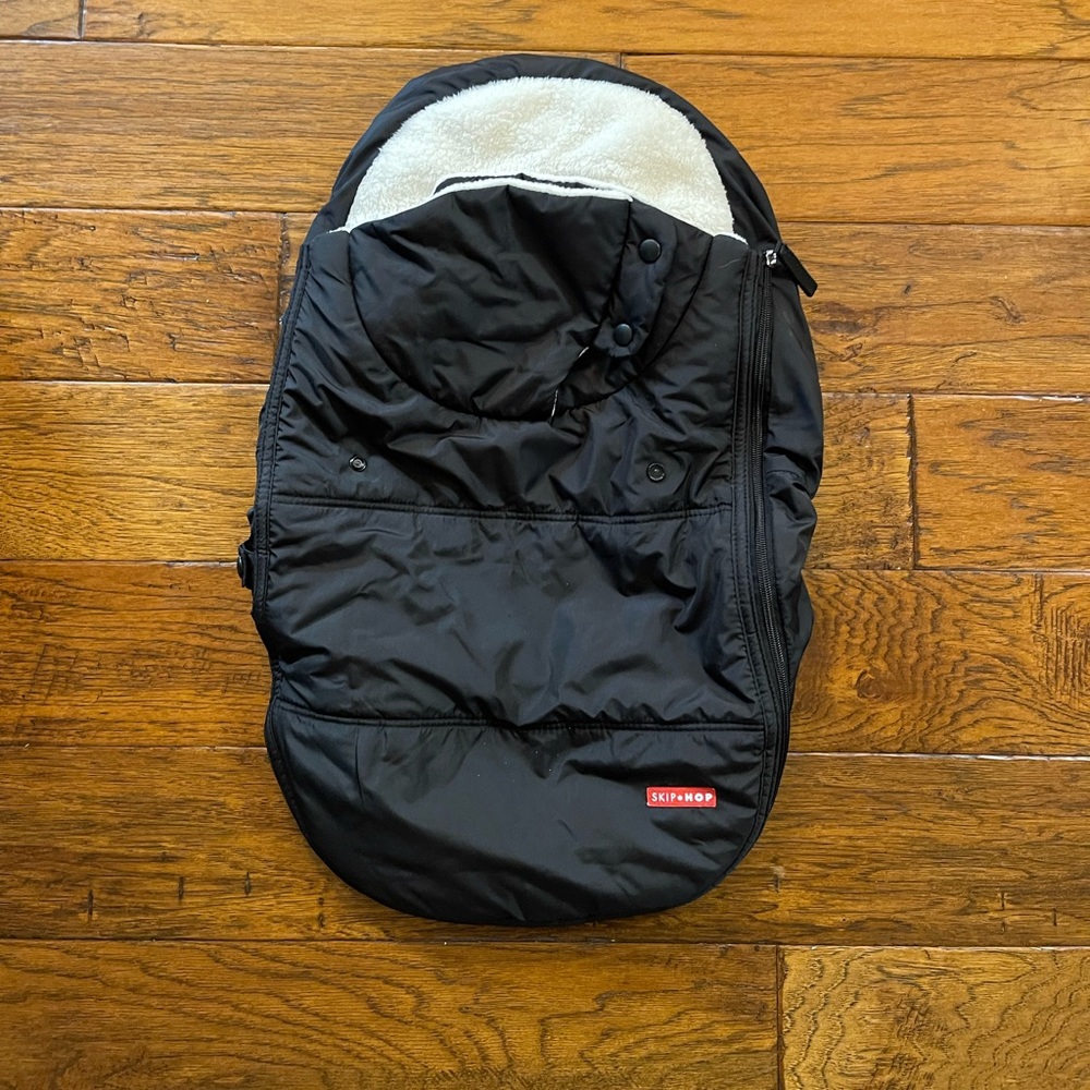 Skip Hop Baby Carseat Cover